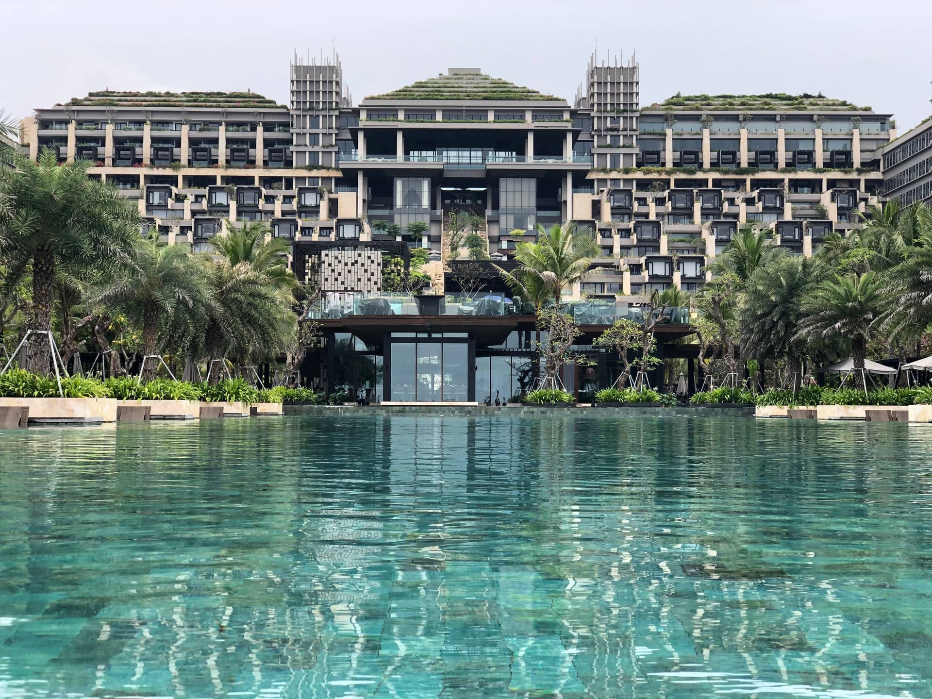 top rated luxury hotel.jpg