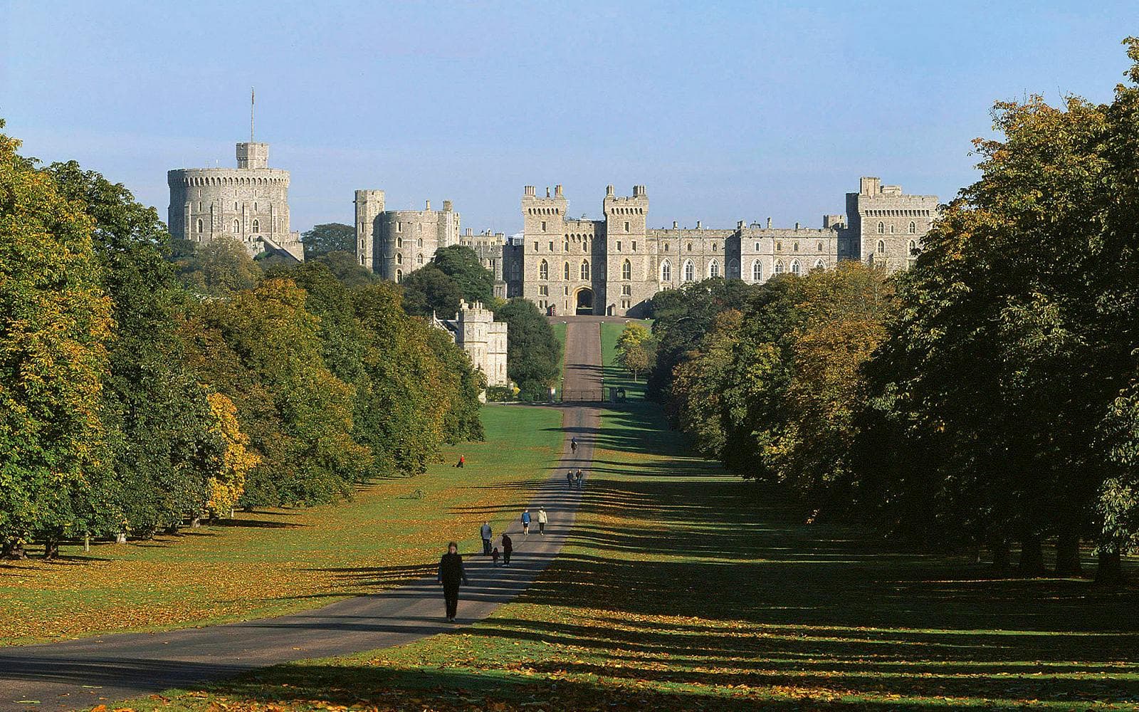 8eb88d1e4aaa8a9433945296a34596a2--0000-WindsorCastle