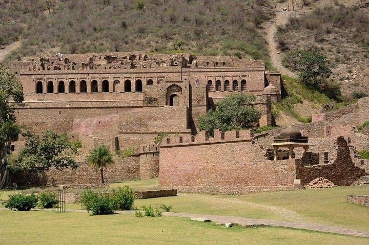 https://hare-media-cdn.tripadvisor.com/media/attractions-splice-spp-720x480/07/36/ab/8a.jpg