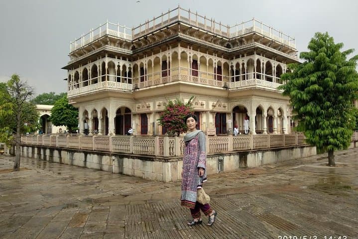 https://hare-media-cdn.tripadvisor.com/media/attractions-splice-spp-720x480/09/6a/85/b5.jpg