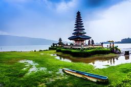 Private Full-Day Tour: Ulun Danu Beratan Temple, Jatiluwih and Tanah Lot Temple
