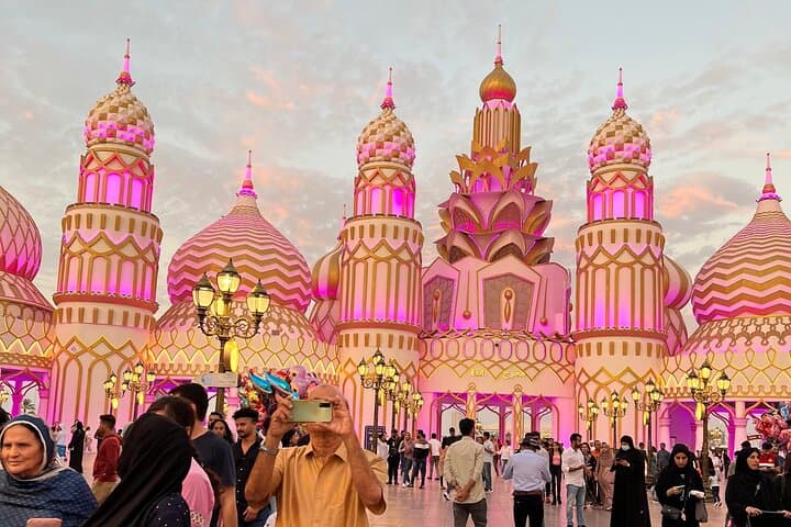 https://hare-media-cdn.tripadvisor.com/media/attractions-splice-spp-720x480/13/ef/36/aa.jpg