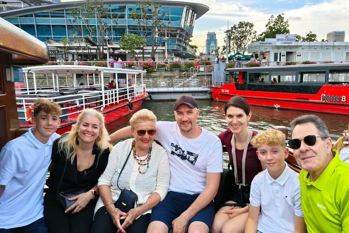 https://hare-media-cdn.tripadvisor.com/media/attractions-splice-spp-720x480/17/02/b7/6d.jpg