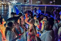 Dubai Marina Luxury Yacht Party with BBQ, Open Bar & Live DJ