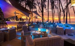 HQ Beach Lounge