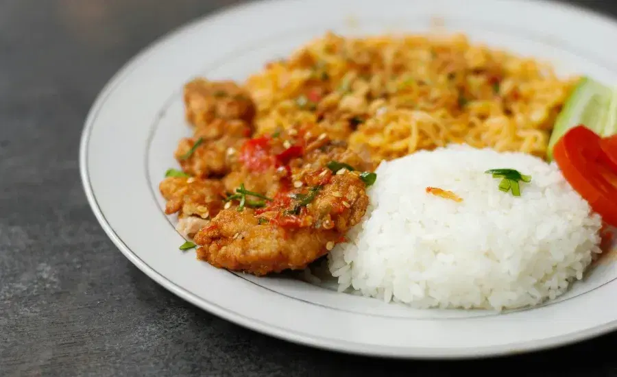 Nasi_Lemak_1_096c4d3c78