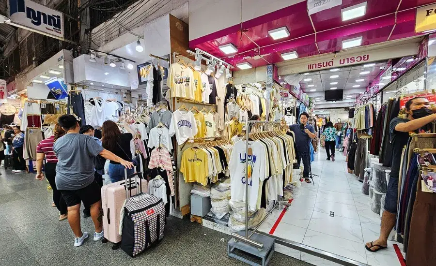 Pratunam_Market_2ecadd3dd9