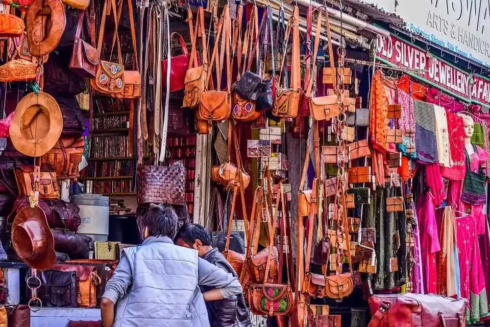 https://travjoy.s3.ap-south-1.amazonaws.com/Sireh_deori_2_compressed_95fd2cad68.webp