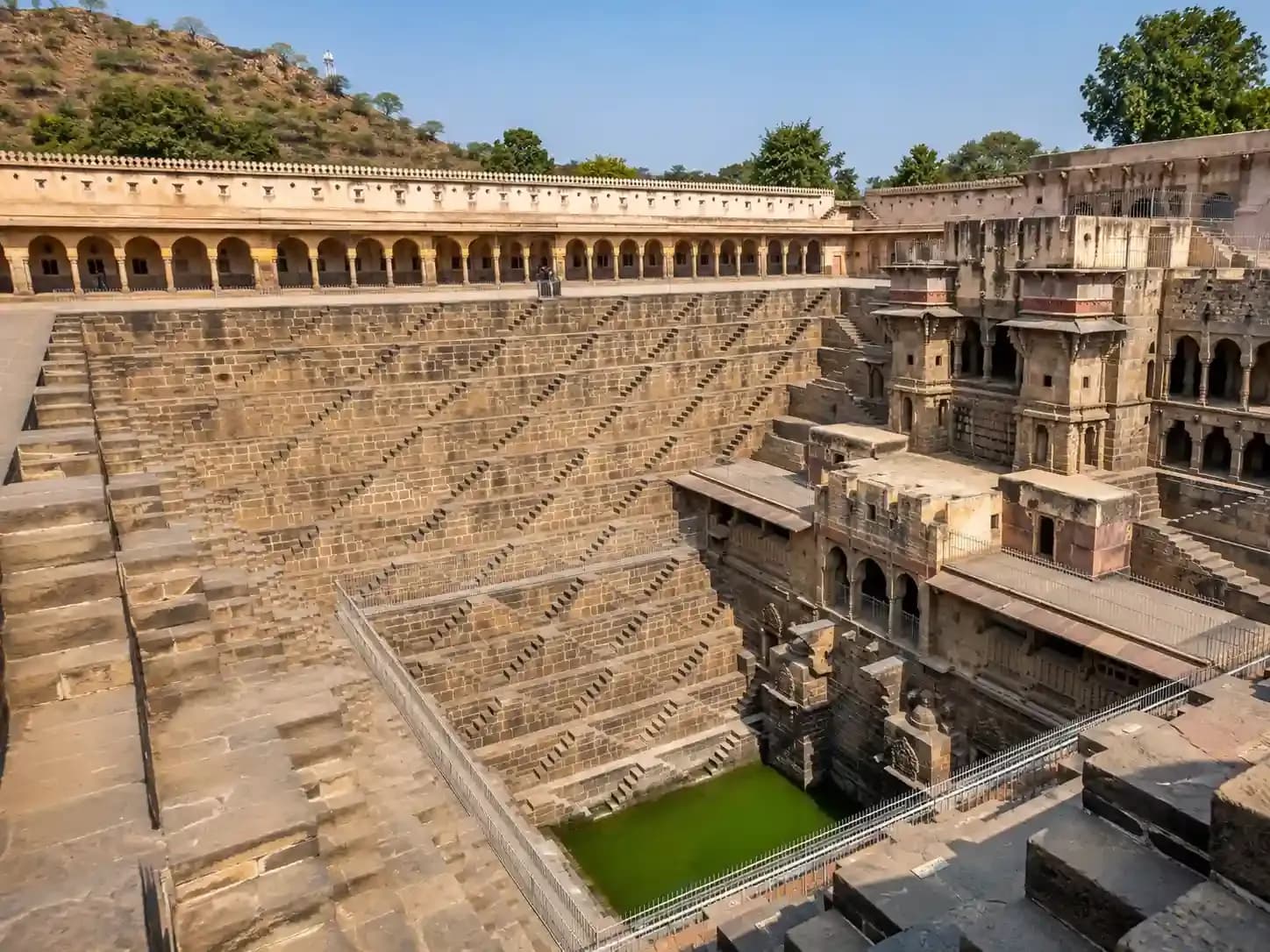 https://travjoy.s3.ap-south-1.amazonaws.com/abhaneri_1_3_cb414a8489.webp
