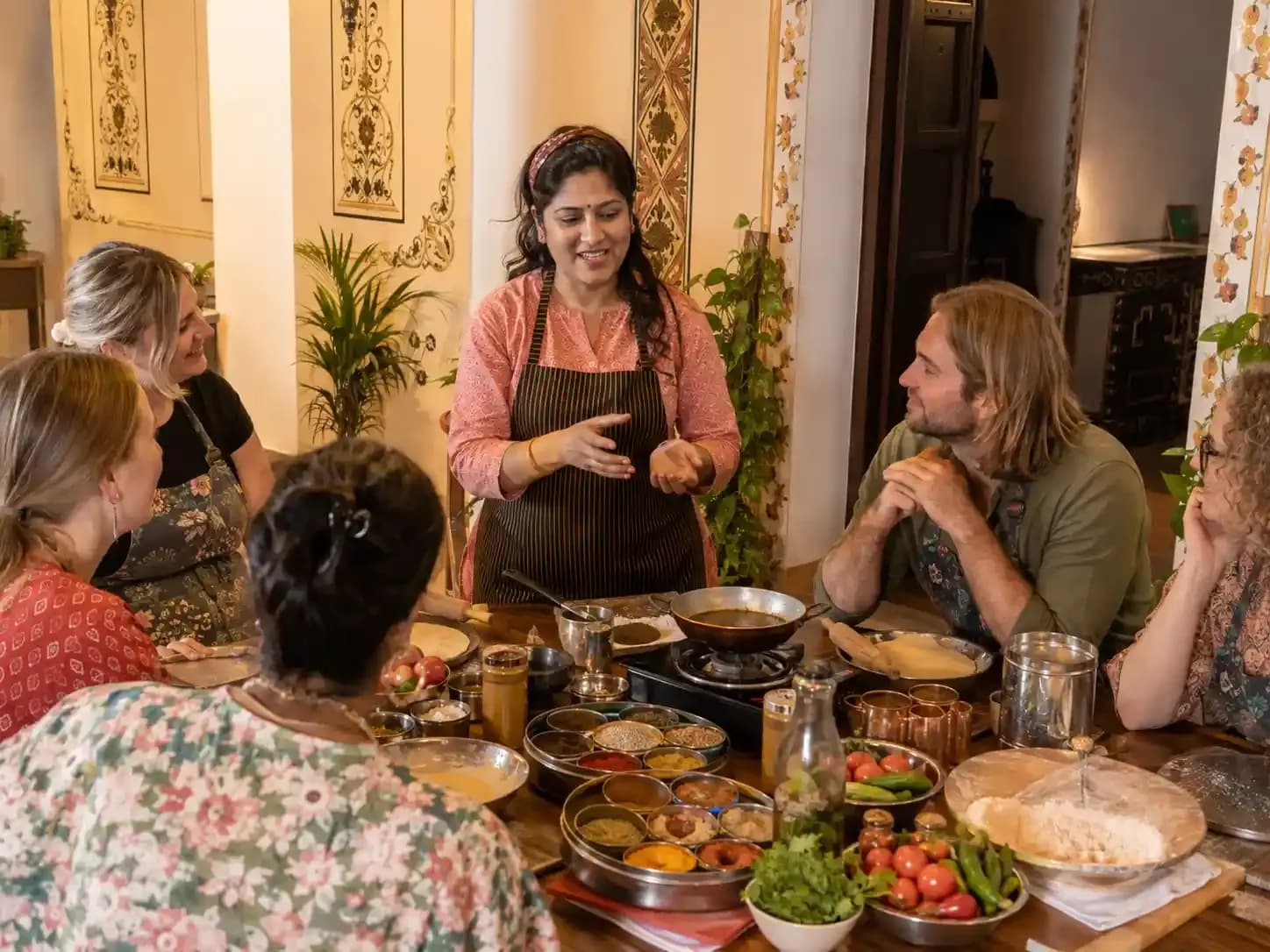 https://travjoy.s3.ap-south-1.amazonaws.com/cooking_classes_1_3_b8fc3e5d36.webp