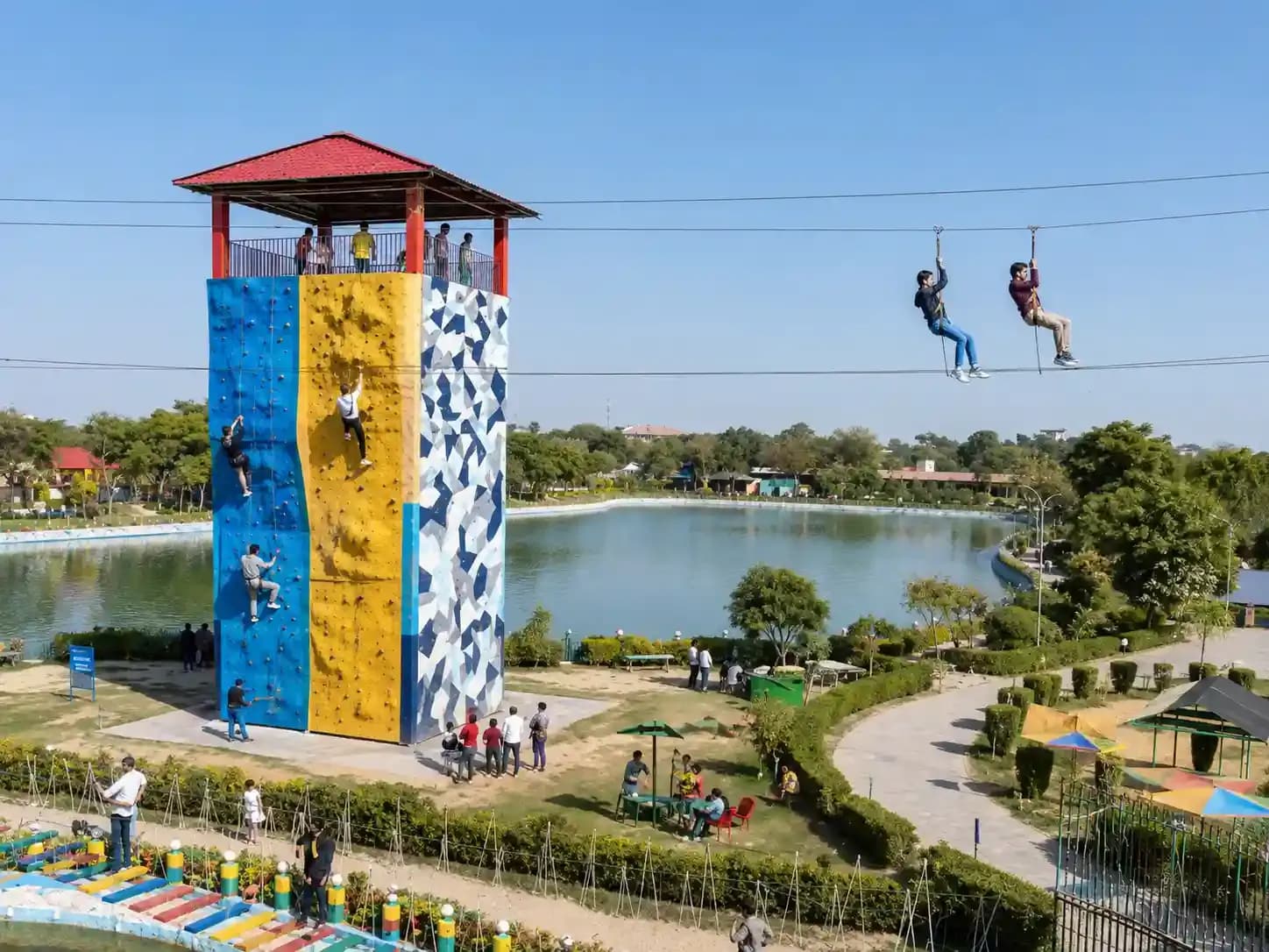https://travjoy.s3.ap-south-1.amazonaws.com/funkingdom_1_2_60d5331e1d.webp