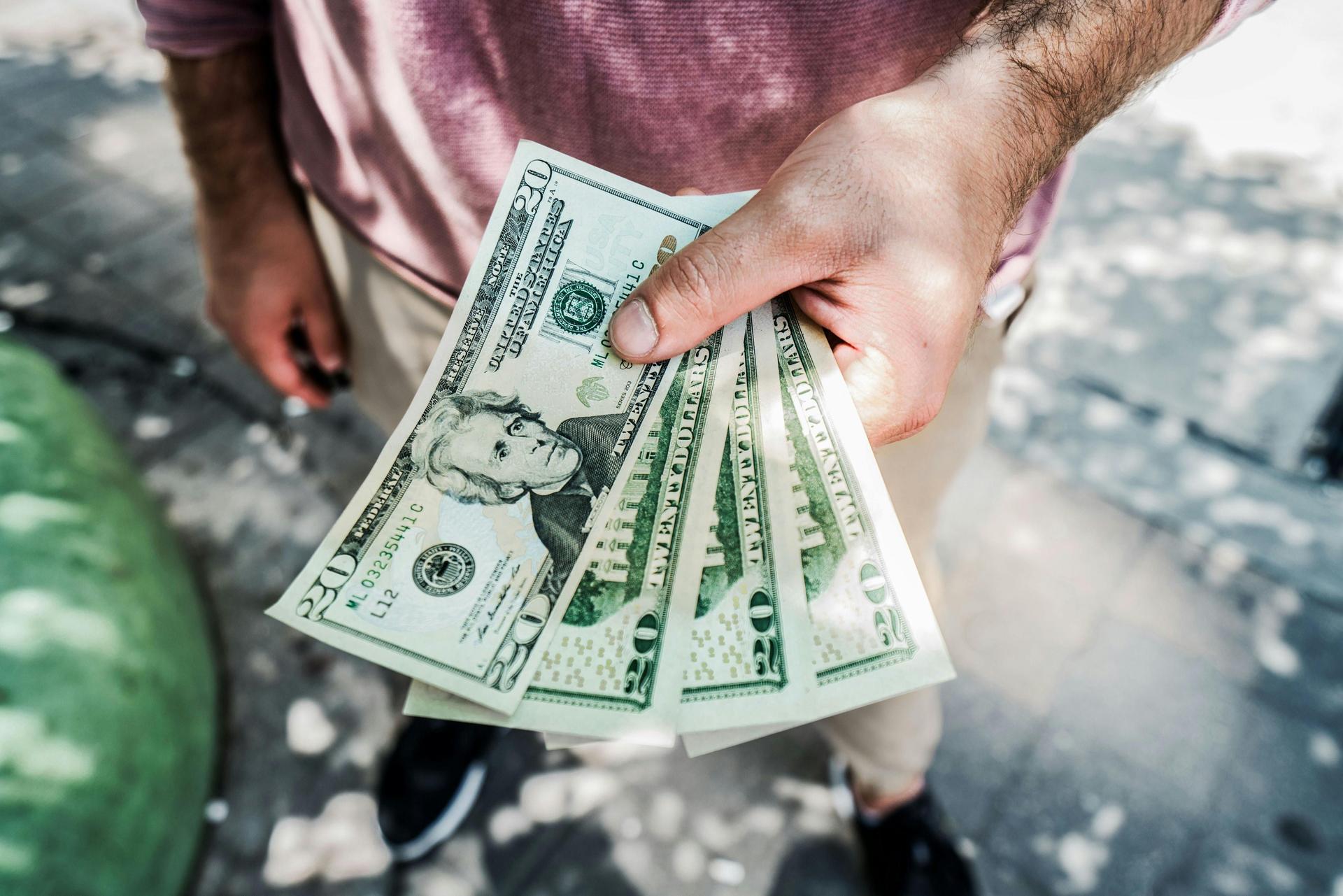  Cash