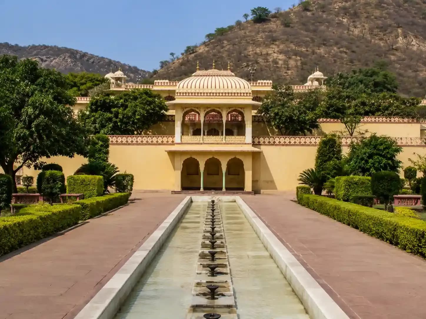 https://travjoy.s3.ap-south-1.amazonaws.com/sisodia_rani_park_1_1_e43a5cd531.webp