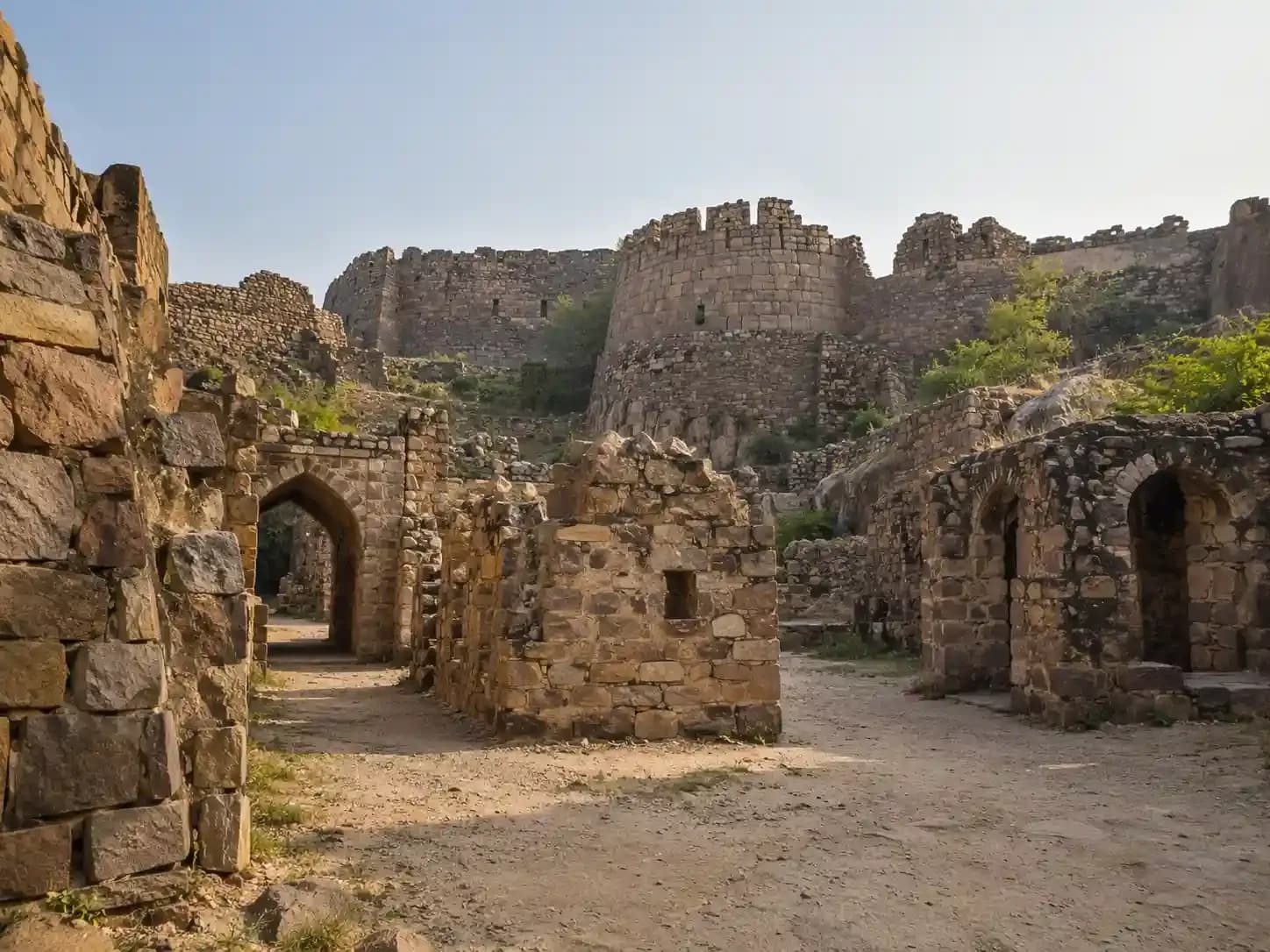 tuglaqbad_fort_2_b3ad79b384