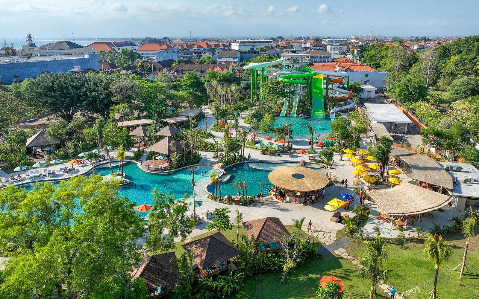 https://cdn-imgix.headout.com/media/images/328ea812234c2dc8ccac0f736a236a2a-12173-bali-waterbom-bali-skip-the-line-admission-tickets-02.jpg