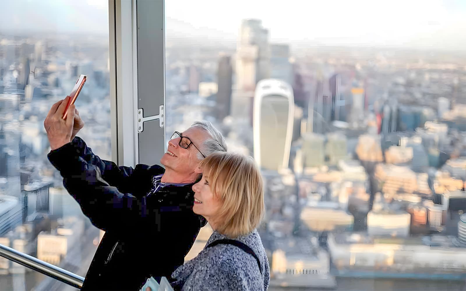 https://cdn-imgix.headout.com/media/images/49b3cb9d5f705142981e913a6d3117db-28140---London---The-View-from-The-Shard-London-Tickets---08.jpg
