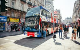 Tootbus: London Hop-on-Hop-off Bus Tour with Optional Thames River Cruise