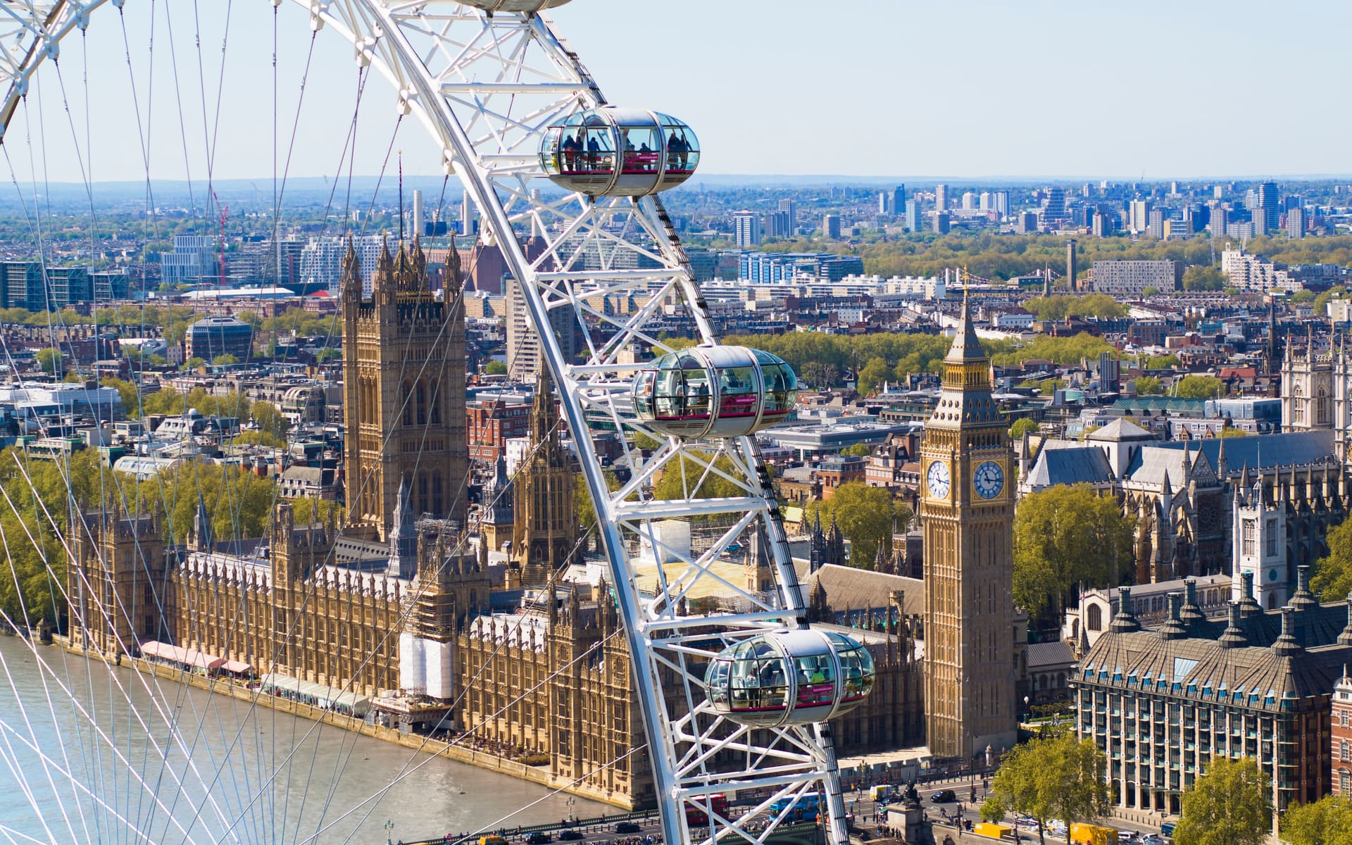 695b36a6-2160-4eb7-9a46-ce5f48f9b965-1773656263202-22747_London Eye_1a_Pano_0004_rgb_ns_LICENSED UNTIL 31.05.26