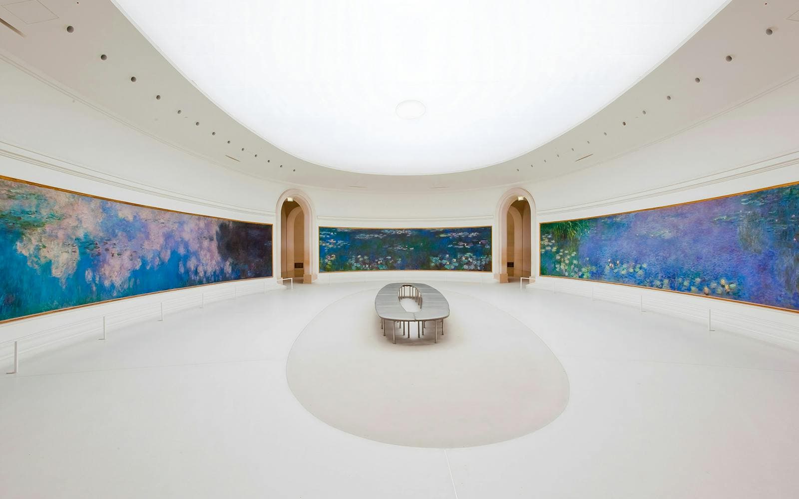https://cdn-imgix.headout.com/media/images/6b30404e2063bcda970f8d21fbac15bb-6235---Paris---Dedicated-Entry-Tickets-to-Orsay-Museum---09.jpg