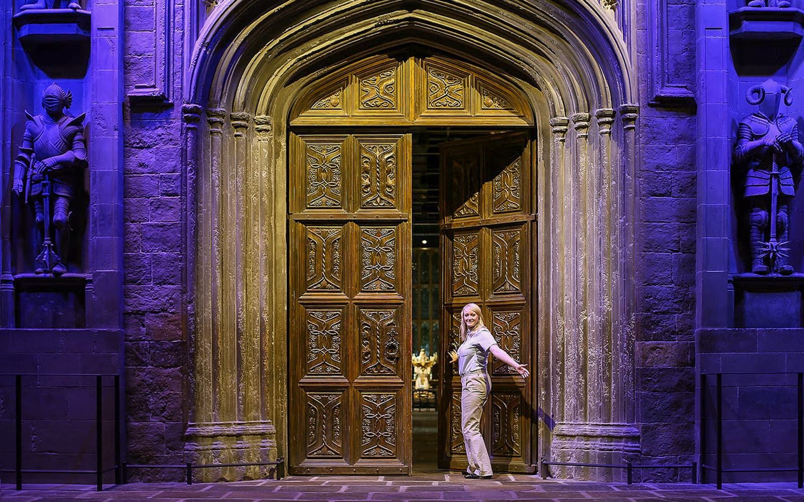 7293c27a7d36116240336326429daac7-27495-london-from-london--harry-potter-warner-bros.-studio-semi-private-experience-with-champagne-03