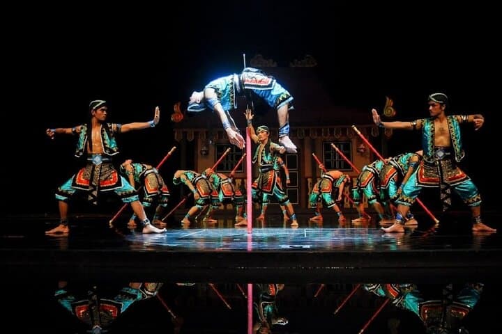 https://hare-media-cdn.tripadvisor.com/media/attractions-splice-spp-720x480/0b/e8/10/de.jpg
