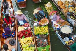 Bangkok: Floating Market and Train Tour with Guide in Spanish and English