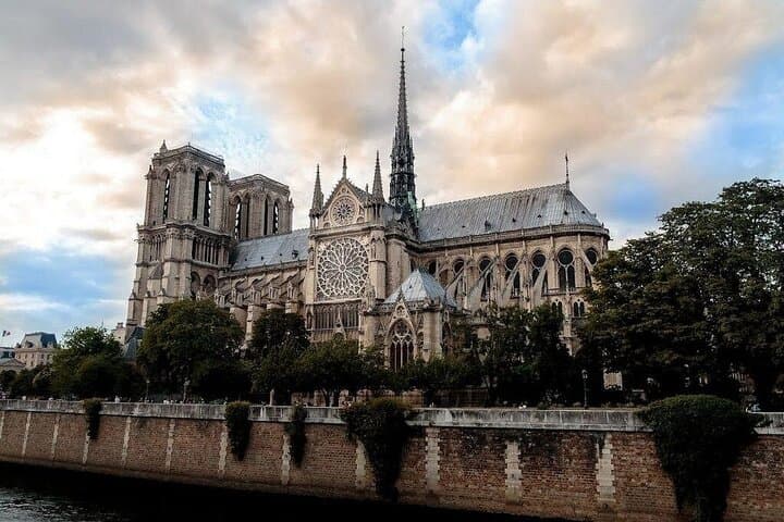 https://hare-media-cdn.tripadvisor.com/media/attractions-splice-spp-720x480/15/82/b7/e0.jpg