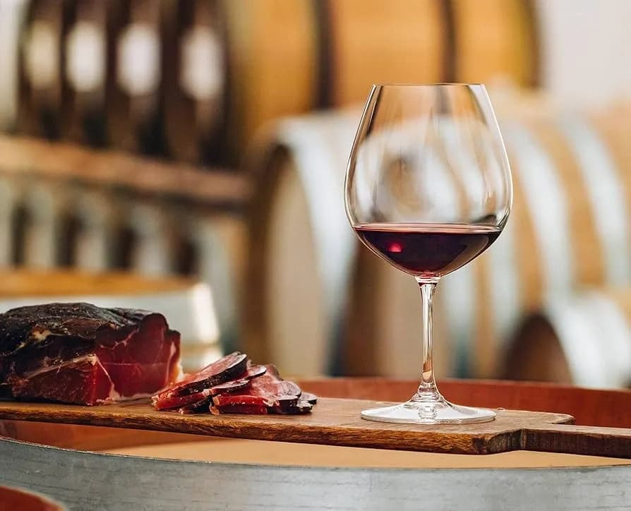 Burgundy Pinot Noir.webp