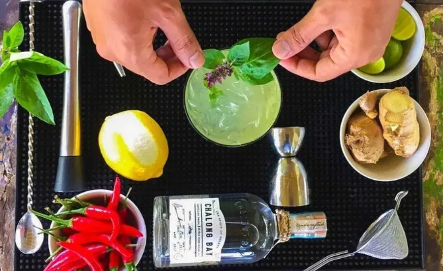 Chalong_Bay_Rum_Distillery_Tour_and_Cocktail_Workshop_1_5b2491f310