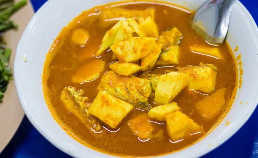 Gaeng Som Pla2.webp