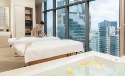 HARNN Heritage Spa
