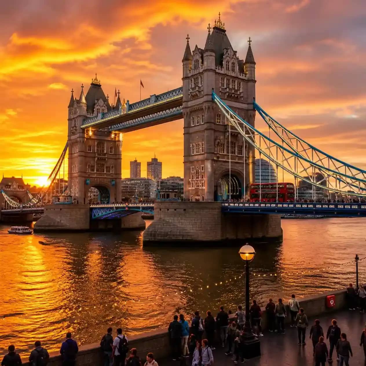 London Bridge_compressed.webp