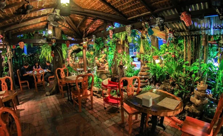 Natural Restaurant (Tamachart).webp