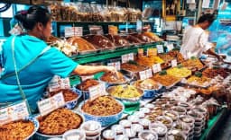 Or Tor Kor Market