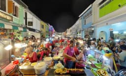 Sunday Walking Street (Lard Yai) (1).webp