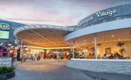 Seminyak Village