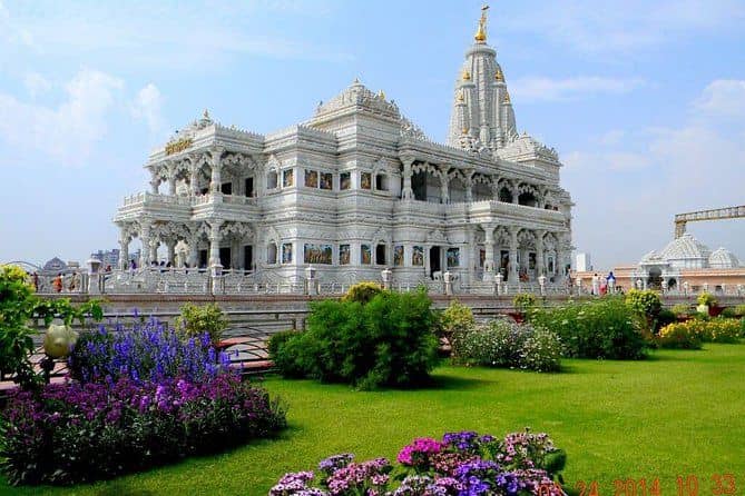 Day Trip To Mathura, Vrindavan, Taj Mahal