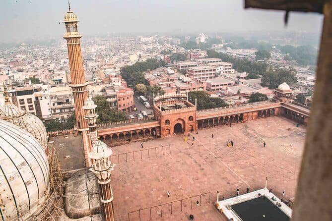Jama Masjid, Spice Market, Sikh Temple & Rickshaw Ride