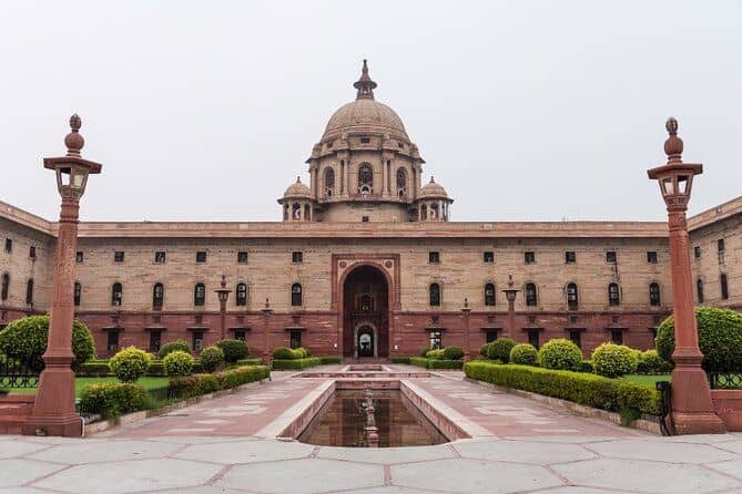 Half-Day Delhi Private Sightseeing Tour
