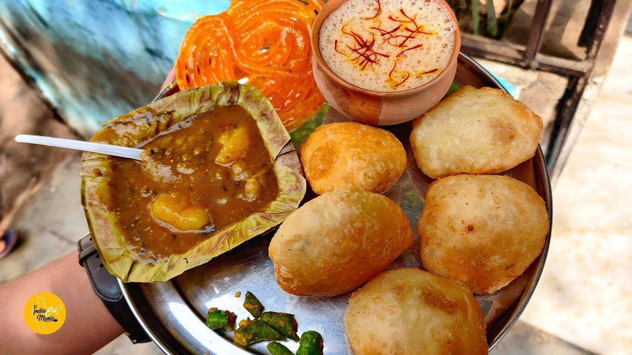 Kachori With Sabzi
