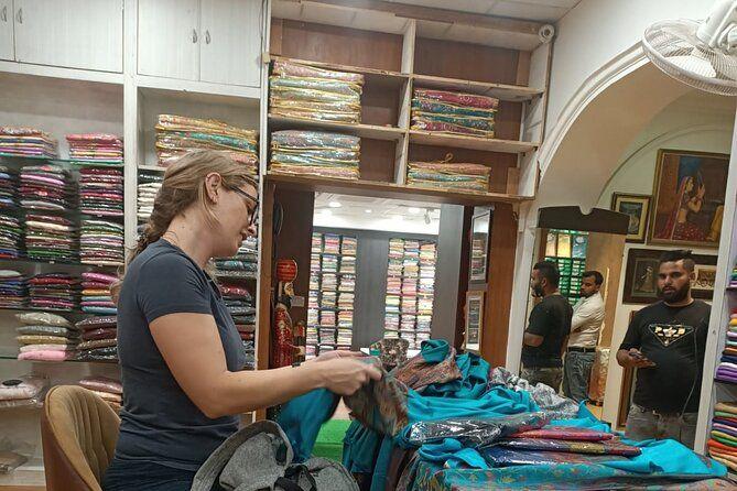 Customized Shopping Tour with Female Consultant