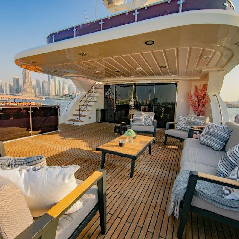 Dubai Marina: Superyacht Experience with Live Music & Drinks