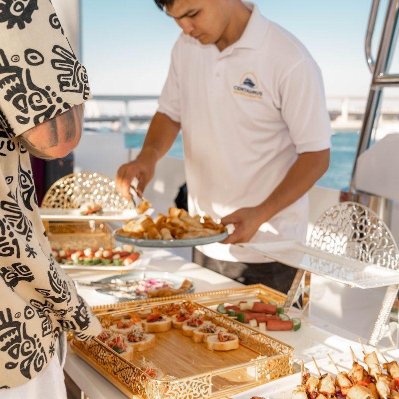 Dubai Marina Yacht Party with Canapes & Unlimited Drinks