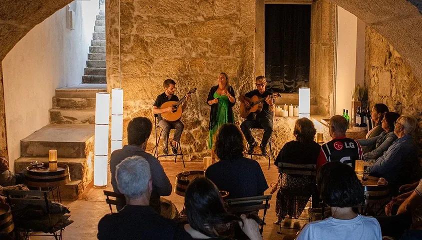 Madragoa - The World's First Casa do Fado e Mandó