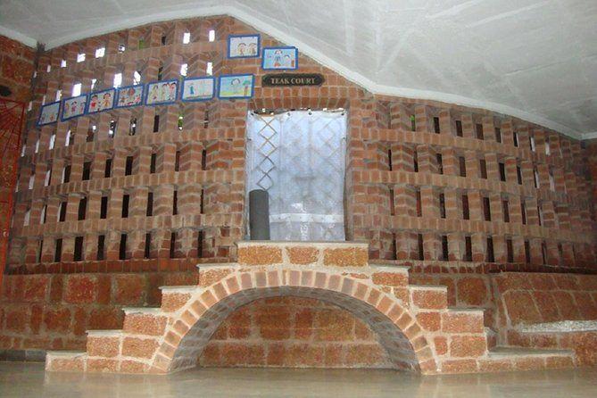 Houses of Goa + Shopping at Mario Miranda Gallery + Shiksha Niketan school