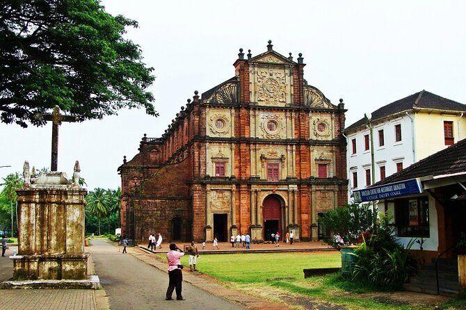 Mangeshi Temple + Old Goa Churches + Spice Plantation
