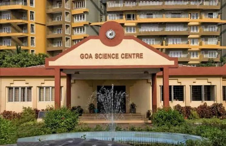 Miramar + Planetarium (Goa Science Centre & Planetarium), Kala Academy (seafront), Bhagwan Mahavir Children's Park (seafront)