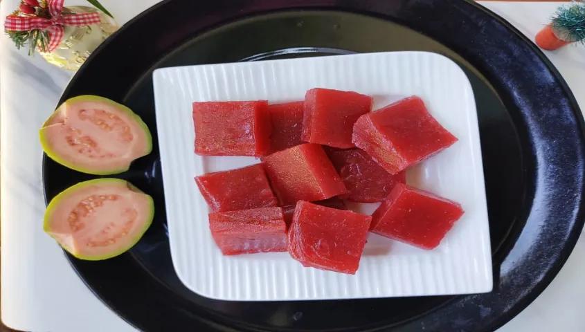 Perad (Guava Cheese)