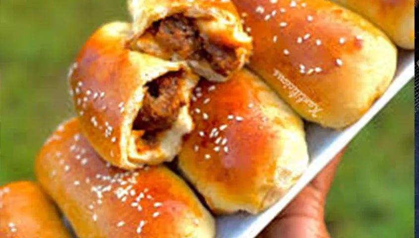 Choris Pav (Goan Sausage Bread)