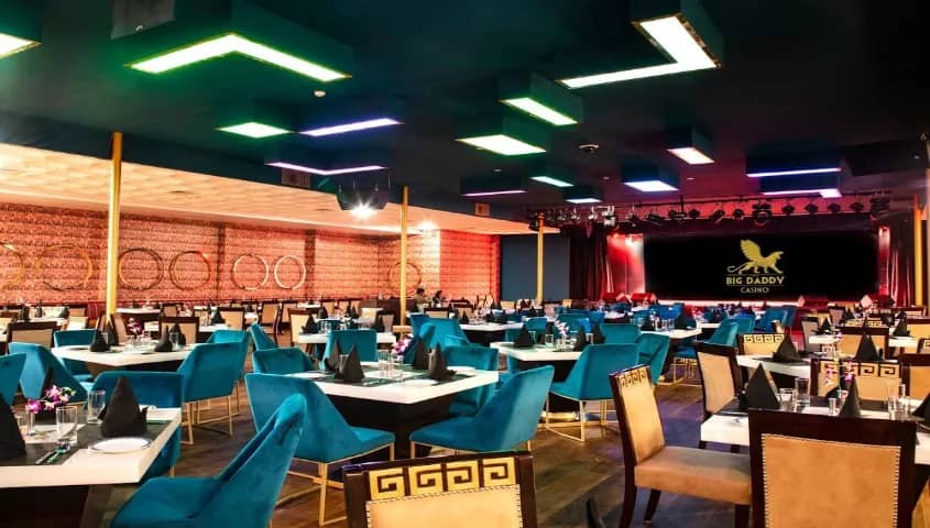 Big Daddy Casino, Panji